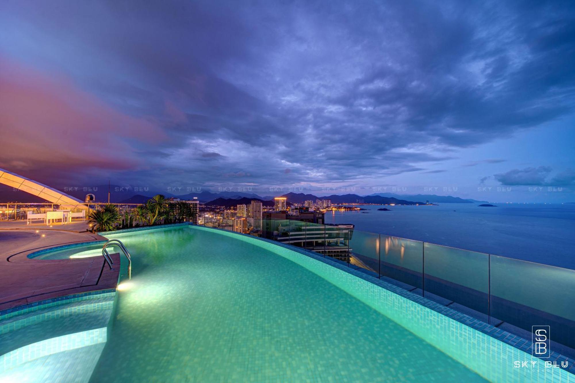 Capital Panorama Apartment Να Τρανγκ Εξωτερικό φωτογραφία