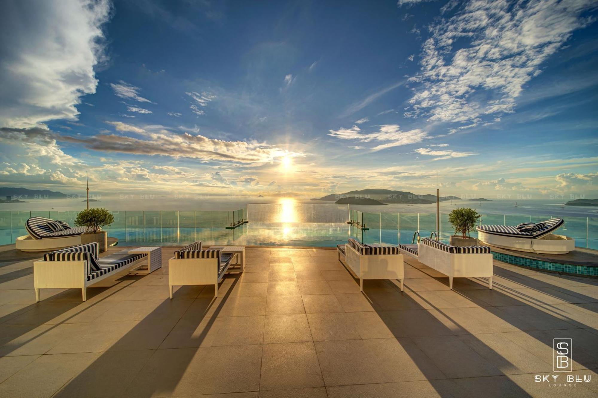 Capital Panorama Apartment Να Τρανγκ Εξωτερικό φωτογραφία